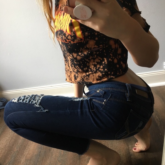 Distressed Dark Skinny Jeans - Picture 3 of 7